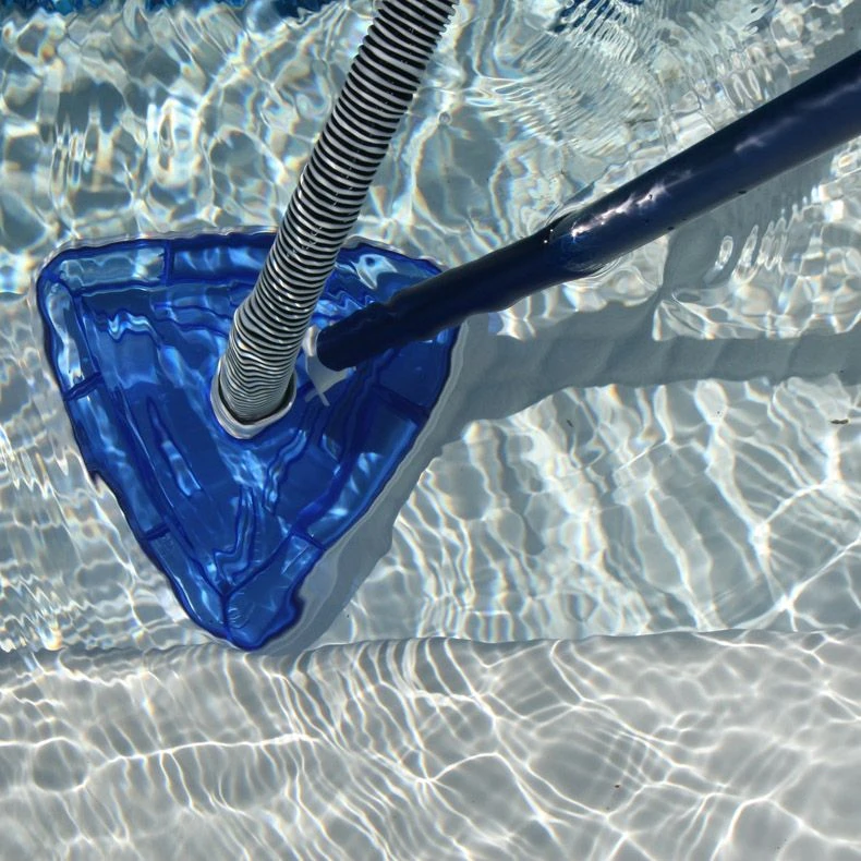 Deluxe Vacuum Head For Vinyl Pool Liners - Image 6